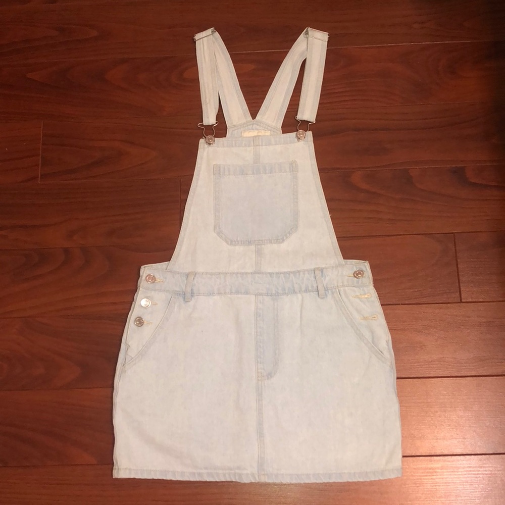 Overall dress